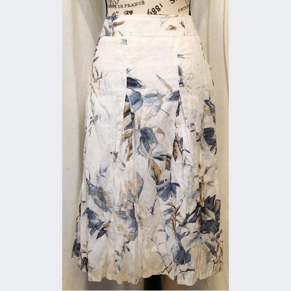 Floral Knee Length Skirt - Picture 3 of 15